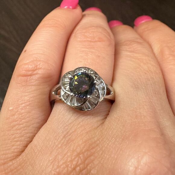 Jewelry - Stunning mystic topaz and swirl of cz baguettes in .925 ring!